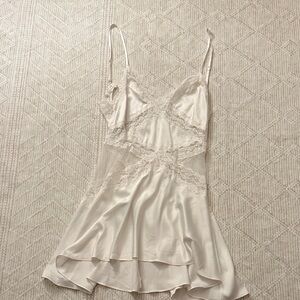 Victoria's Secret Cream Lace Chemise